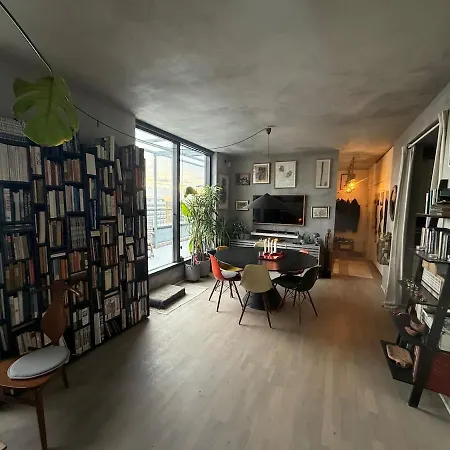 Artist's Penthouse By The Water's Edge